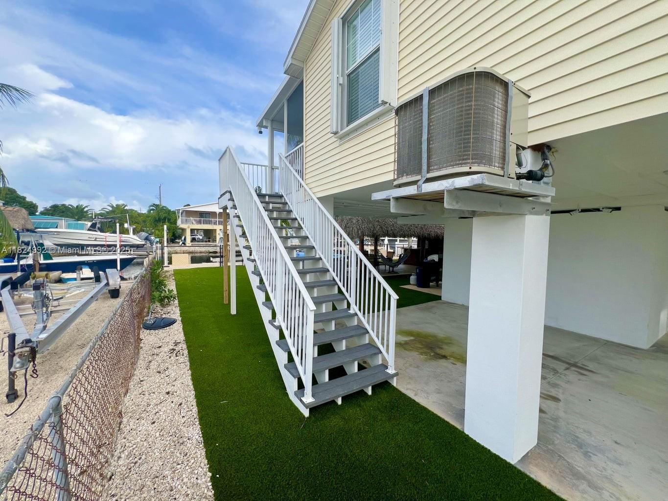 239 Lower Matecumbe Rd Property Photo 44