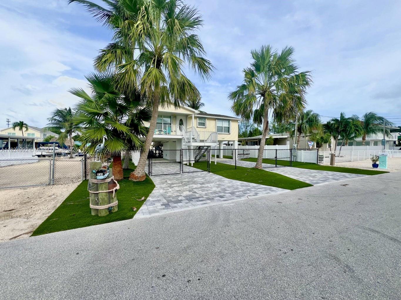 239 Lower Matecumbe Rd Property Photo 70