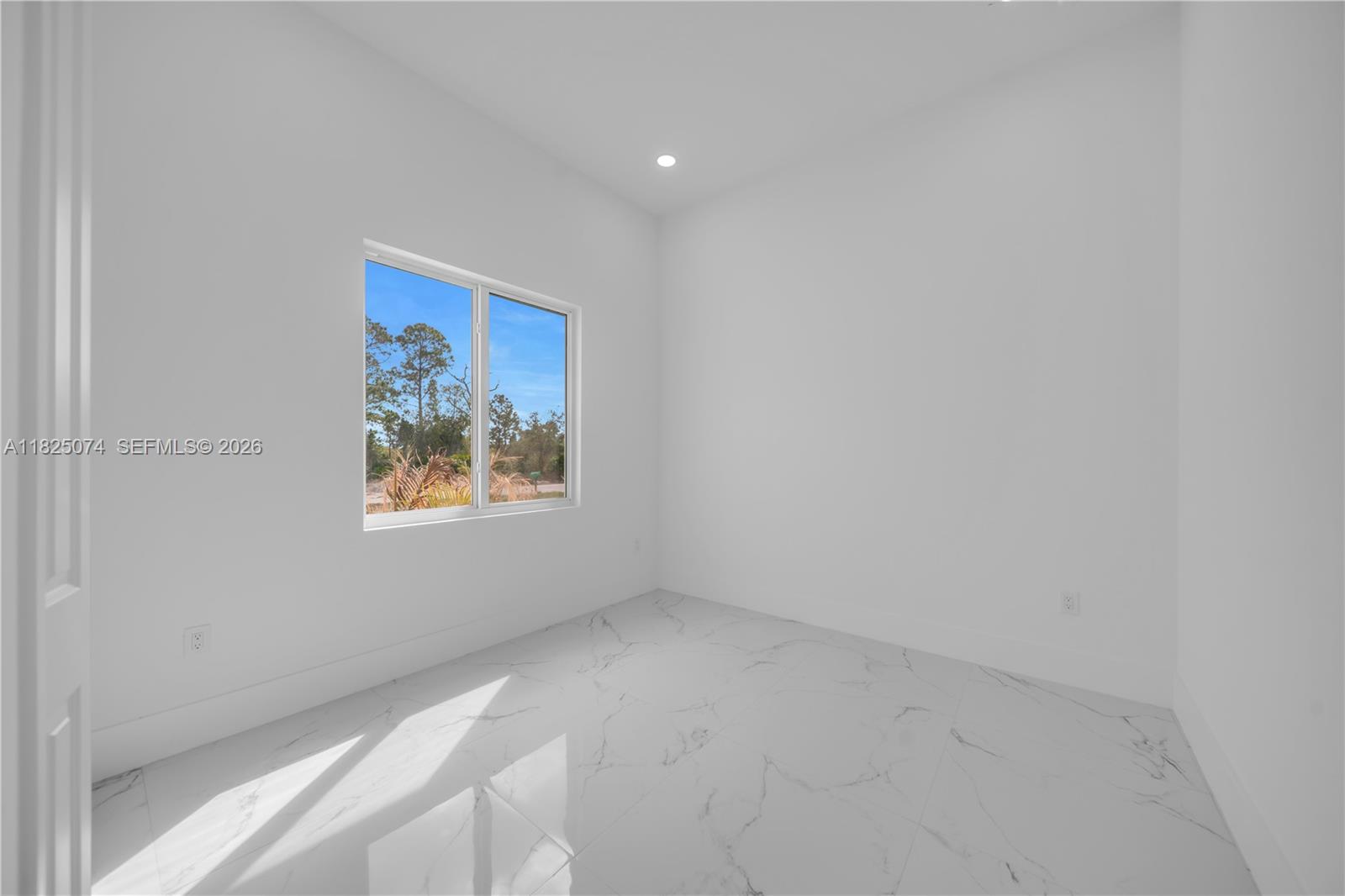 1215 Fitch Ave Property Photo 37