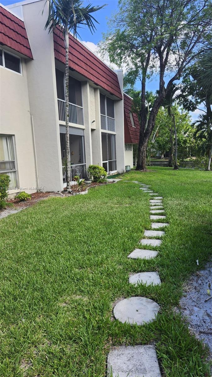 21 Jacaranda Country Club Dr 224 Property Photo 1