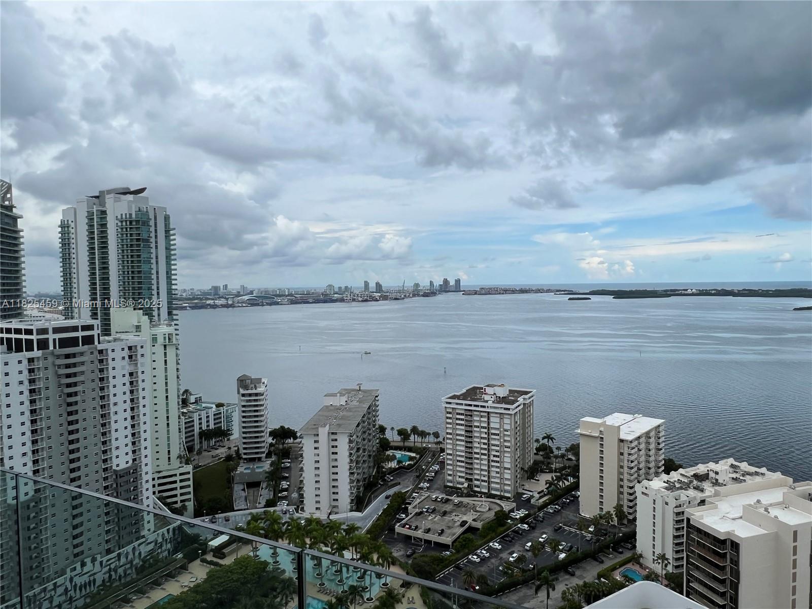 1451 Brickell Ave 2404 Property Photo 9