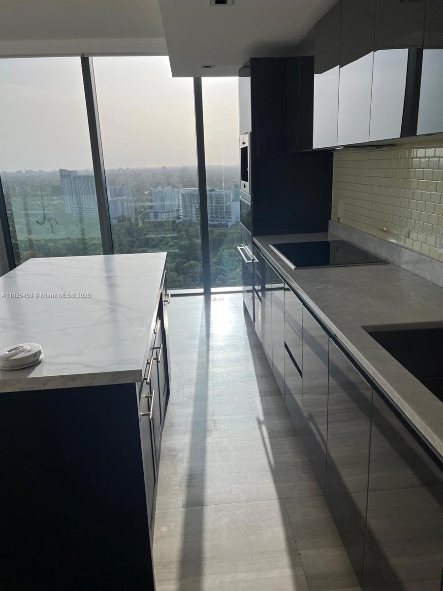 1451 Brickell Ave 2404 Property Photo 23