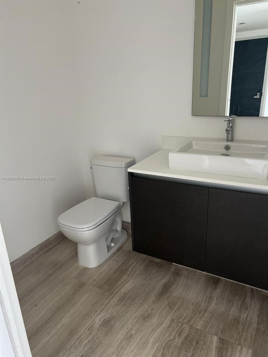 1451 Brickell Ave 2404 Property Photo 29
