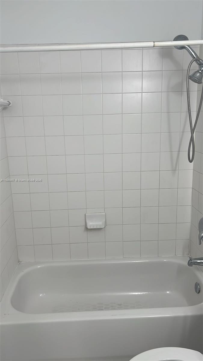2931 Se 13th Rd 205-38 Property Photo 25