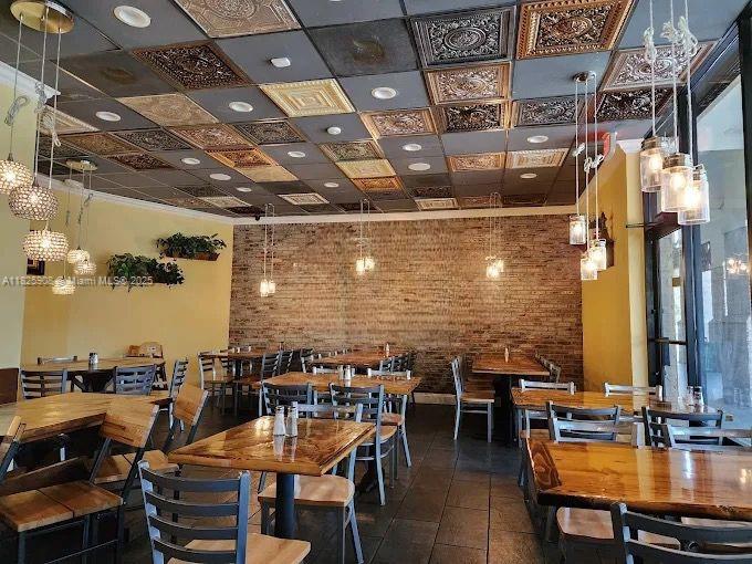 Italian Restaurant N. Us-1 Property Photo 1