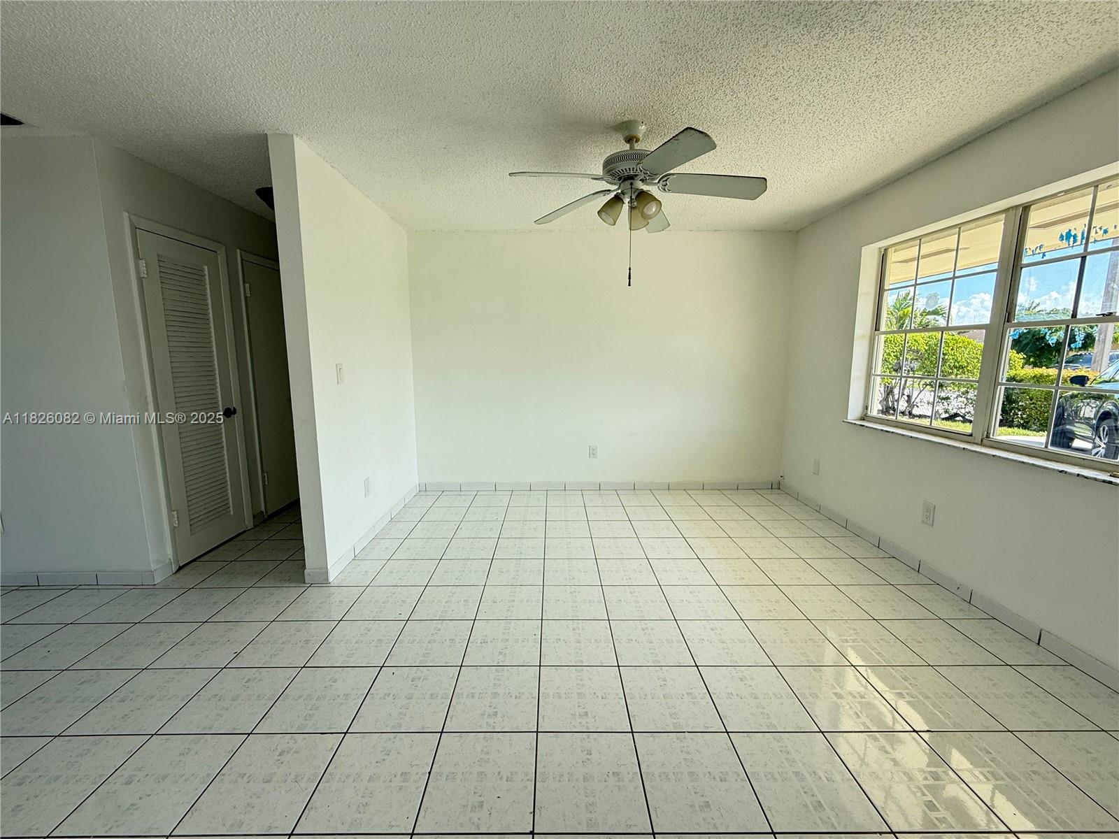 548 Sw 17th Ave 0 Property Photo 2