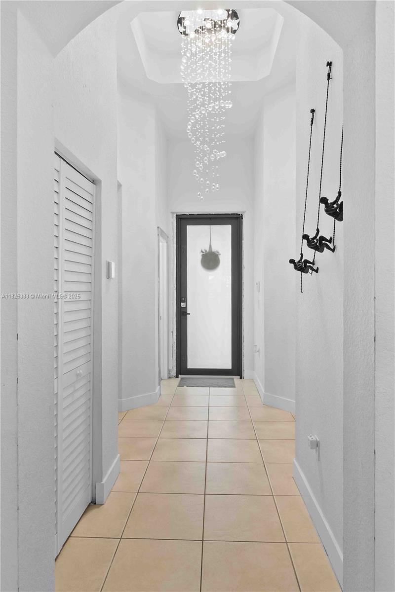 3771 Se 5th Ct Property Photo 6