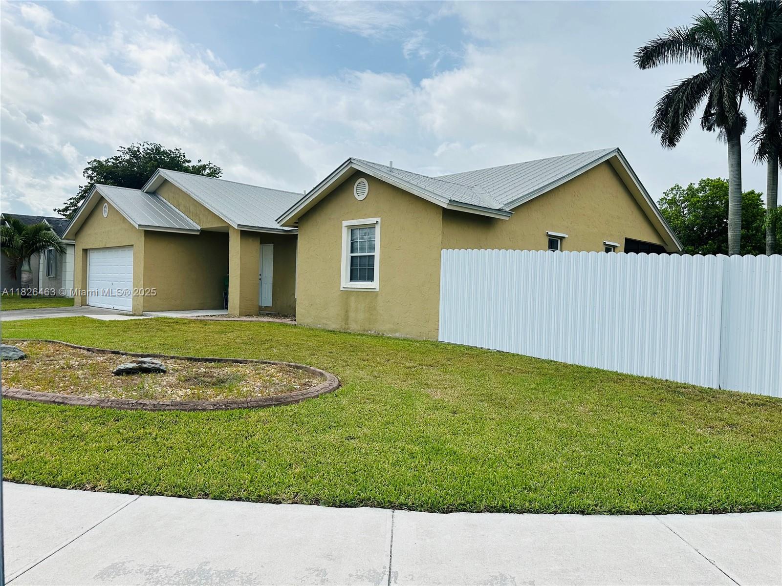 13840 Sw 280th Ter Property Photo 1