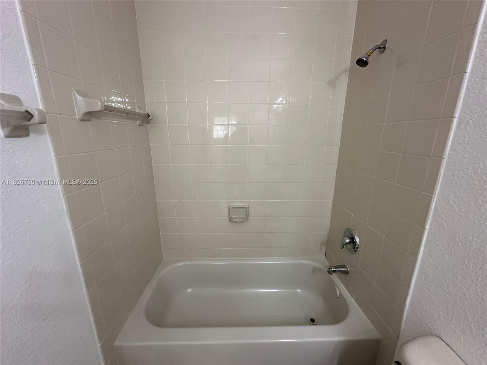 1651 Se 28th Ct 203 Property Photo 11