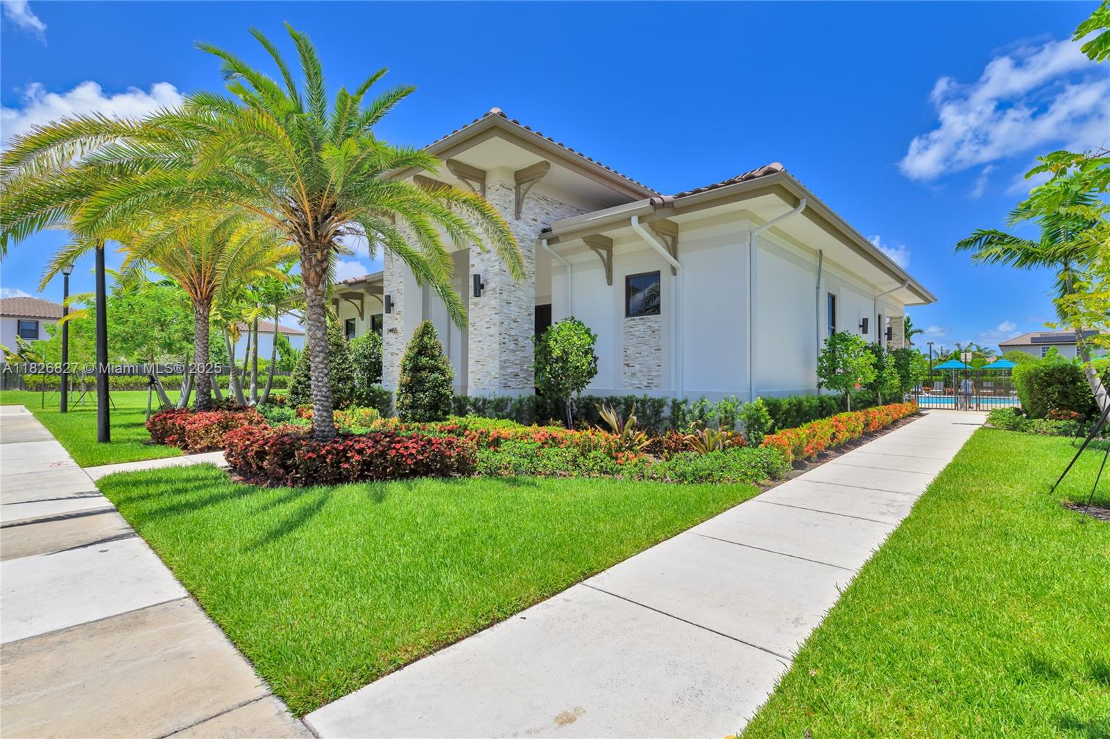 11854 Sw 246th Ln Property Photo 32