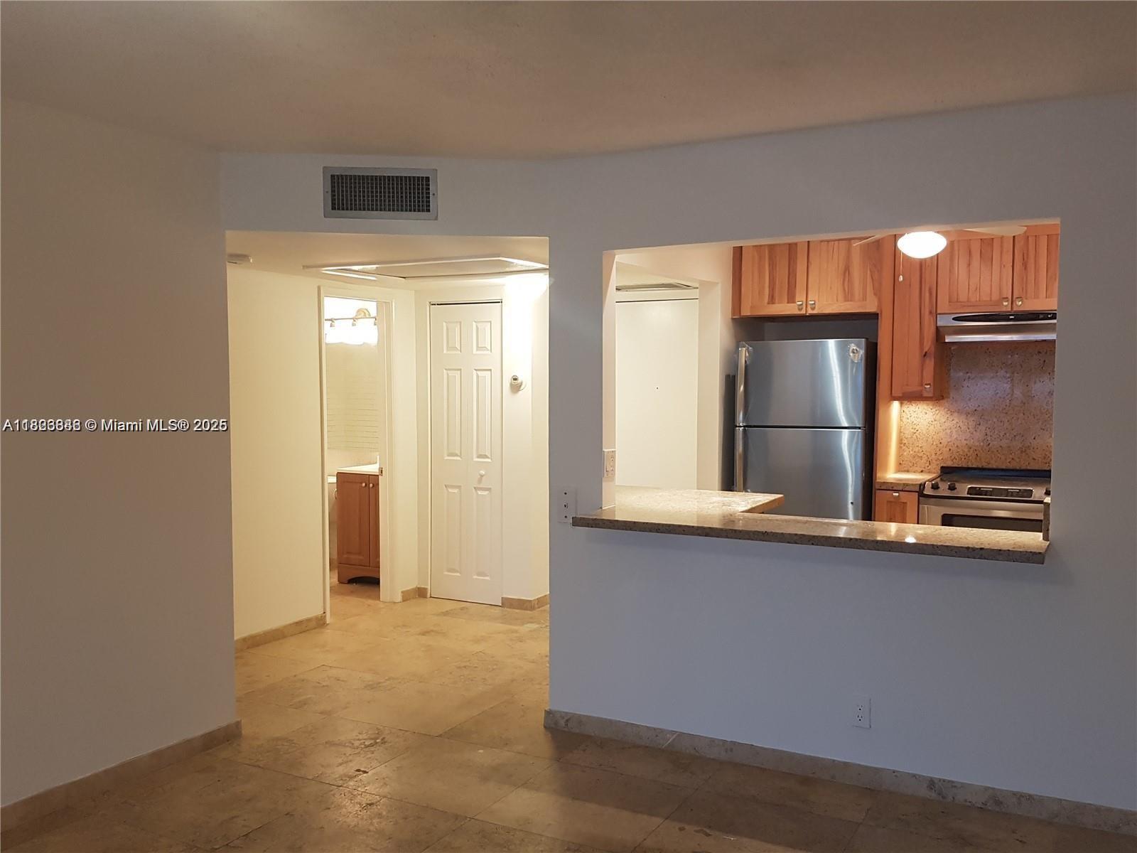 253 S Cypress Rd 237 Property Photo 12
