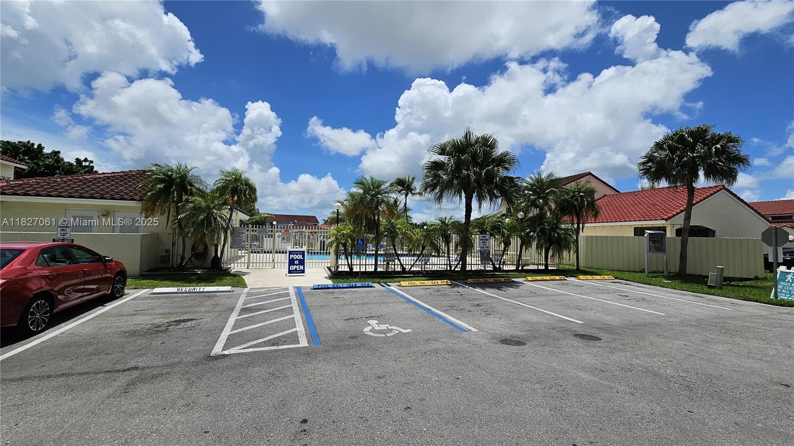 1105 San Remo Cir Property Photo 8
