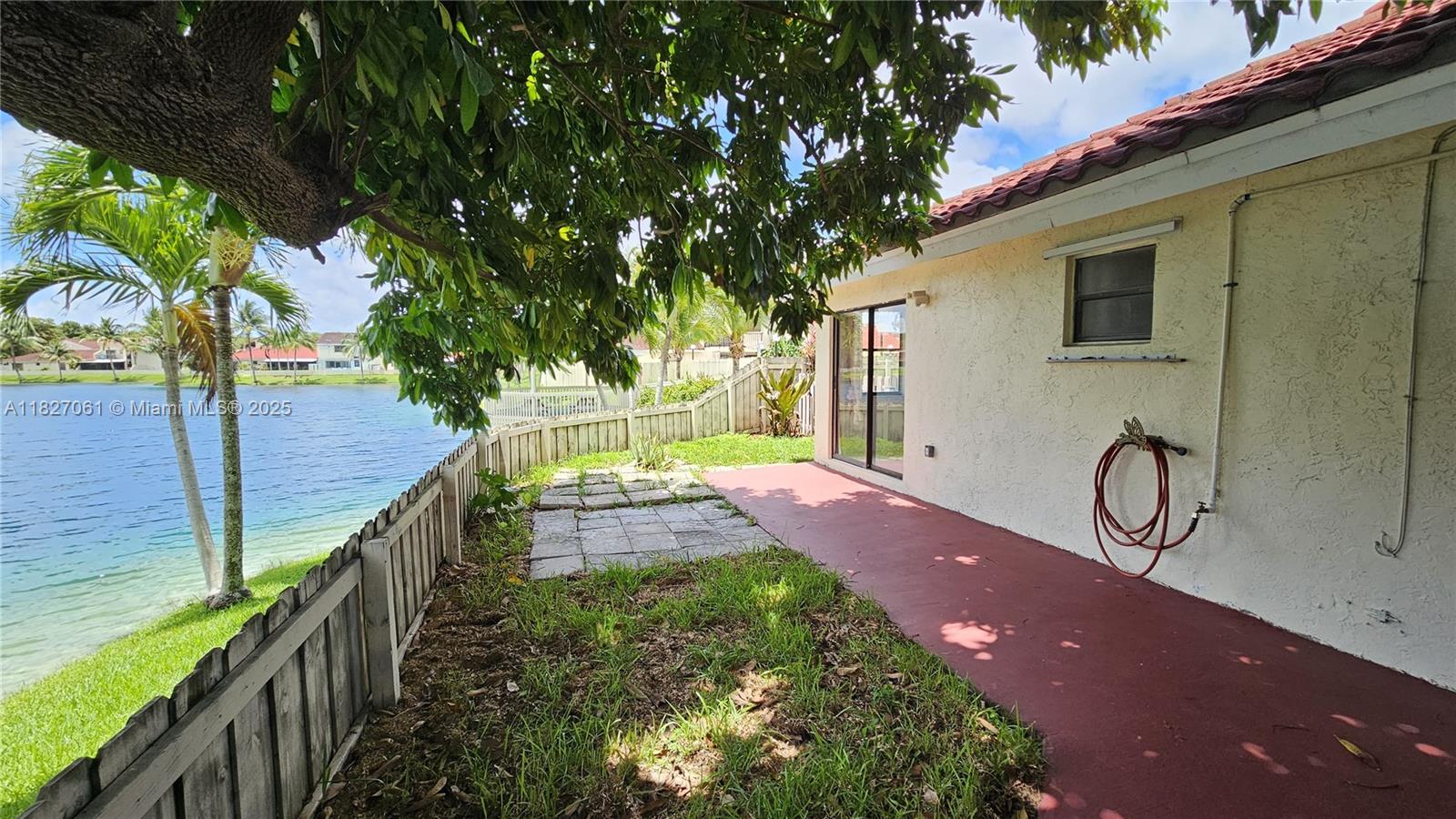 1105 San Remo Cir Property Photo 11