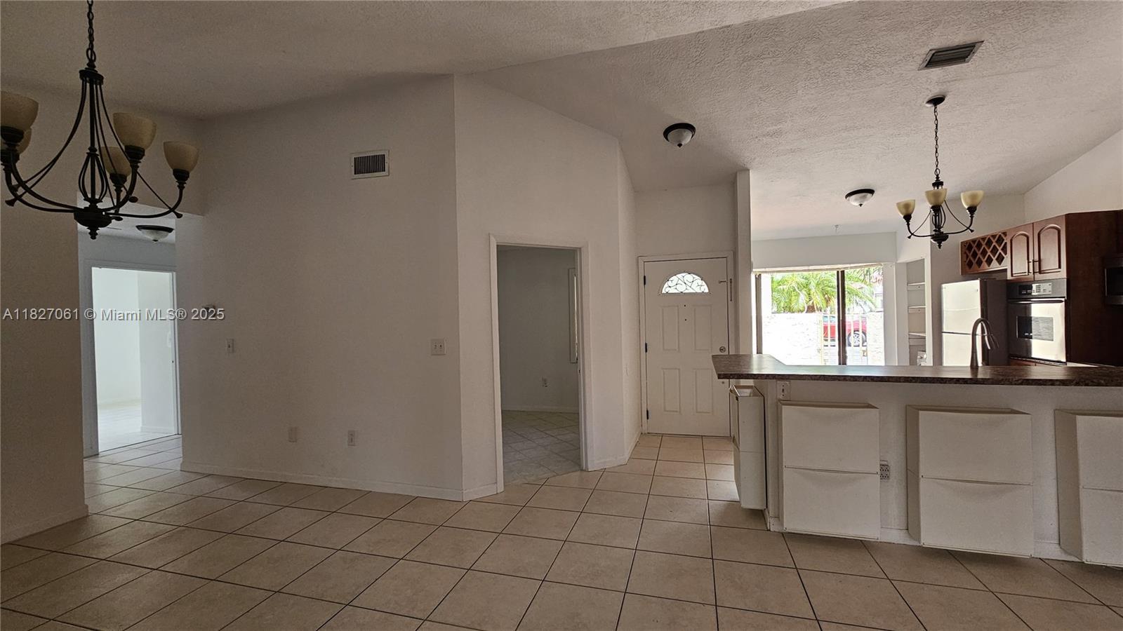 1105 San Remo Cir Property Photo 22
