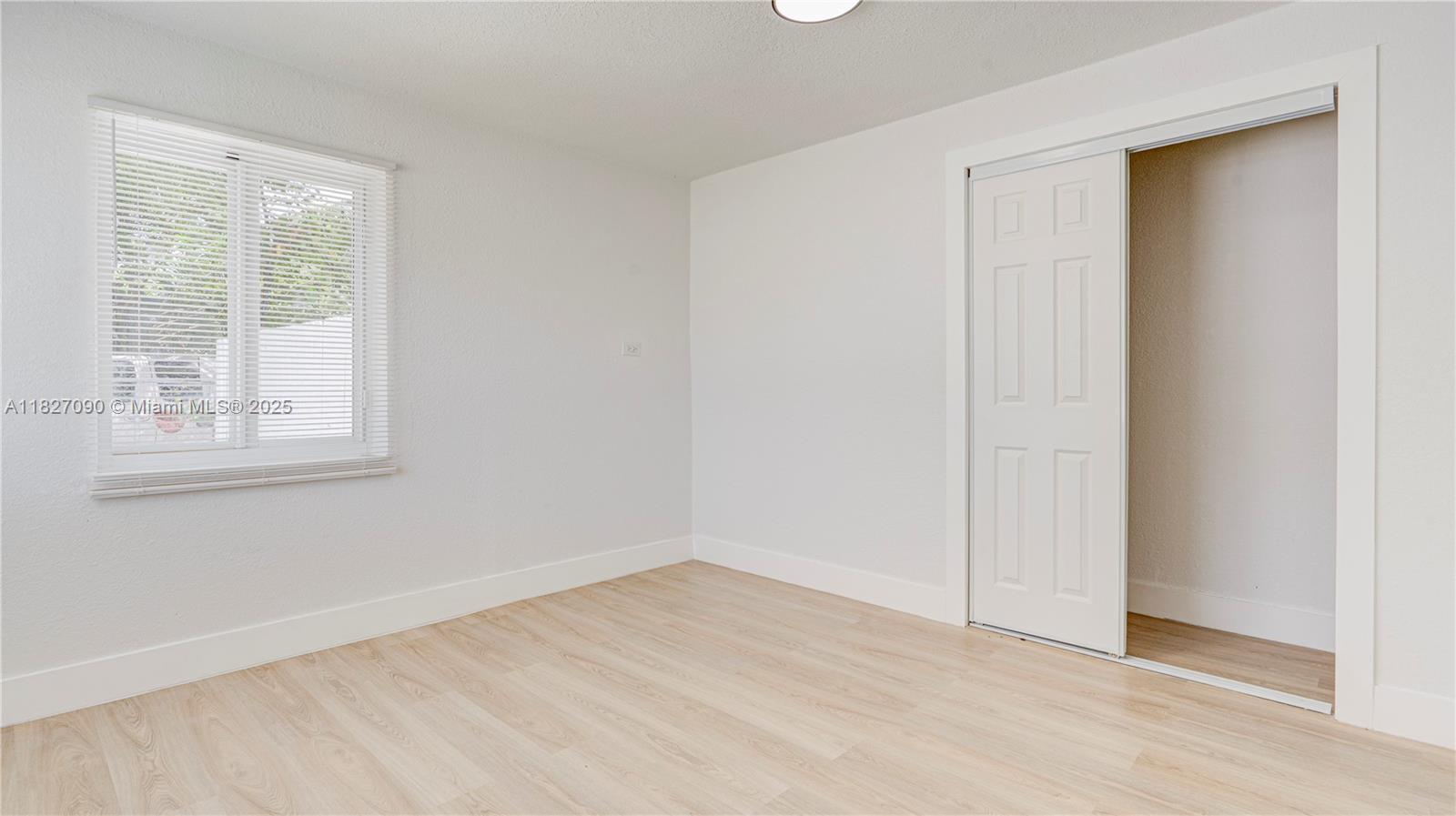 15459 Hayes Ln Property Photo 26