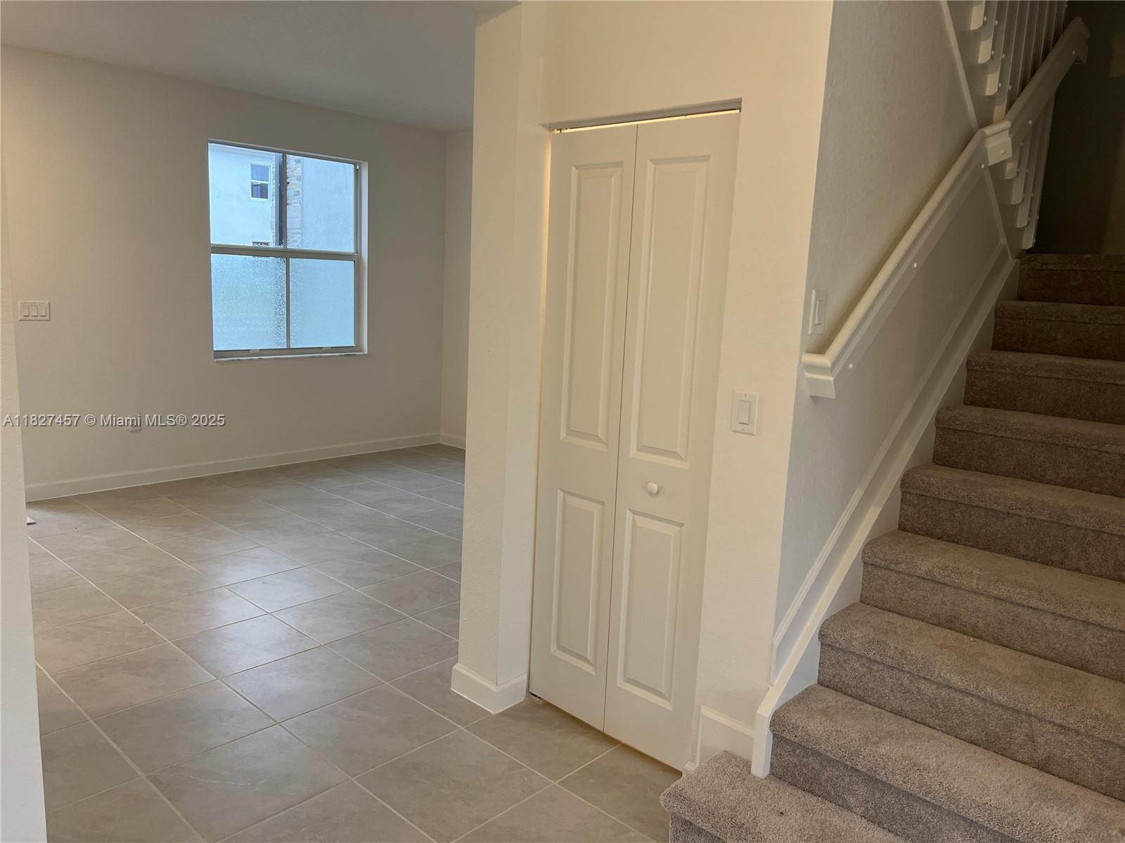 2329 Nw 122nd Ter . Property Photo 10