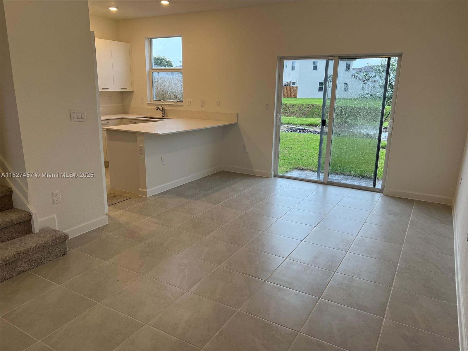 2329 Nw 122nd Ter . Property Photo 13