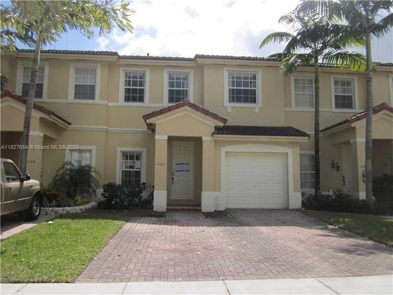 A11827654 Property Photo 1
