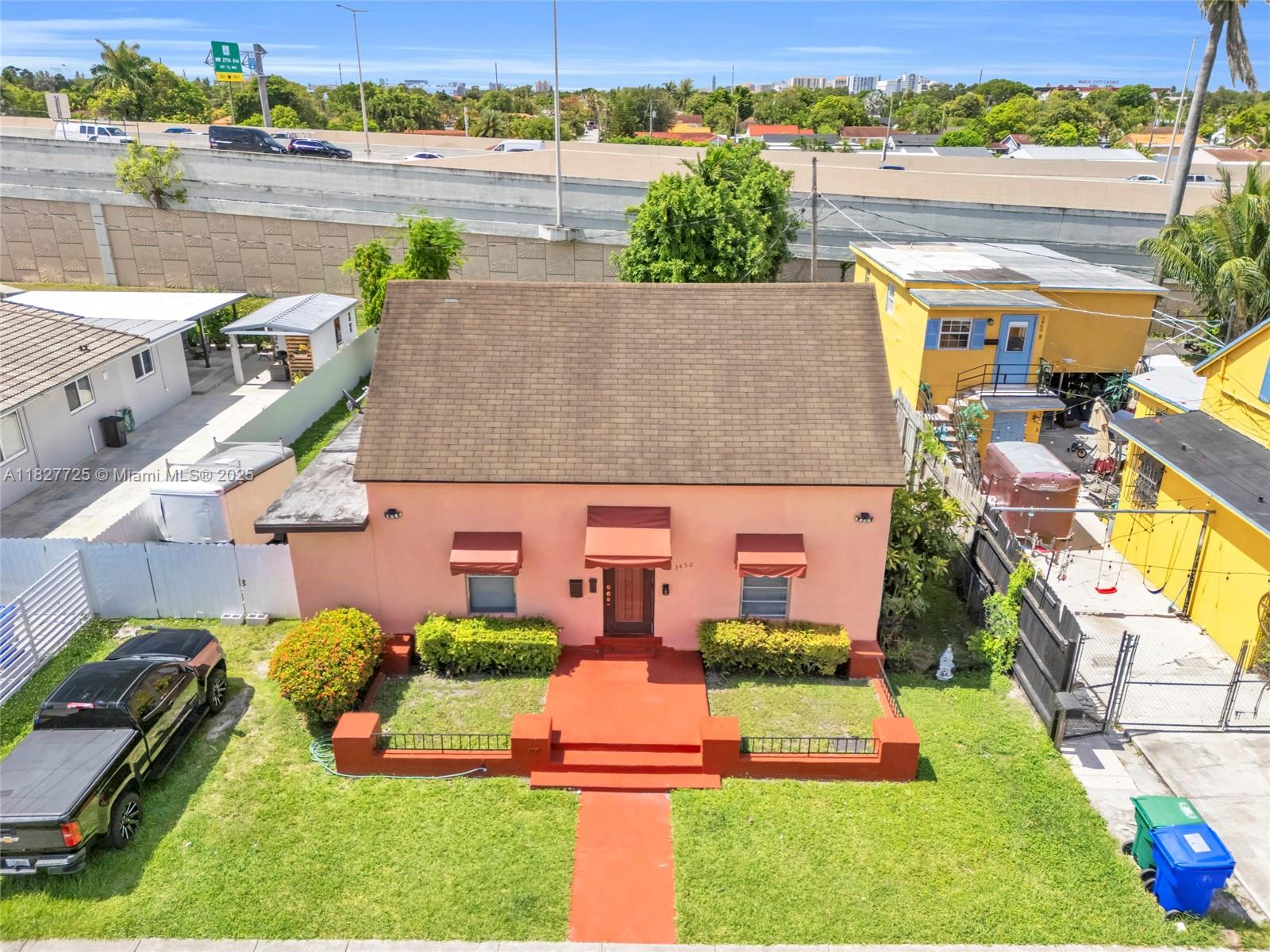 3450 Nw 14th St Property Photo 1
