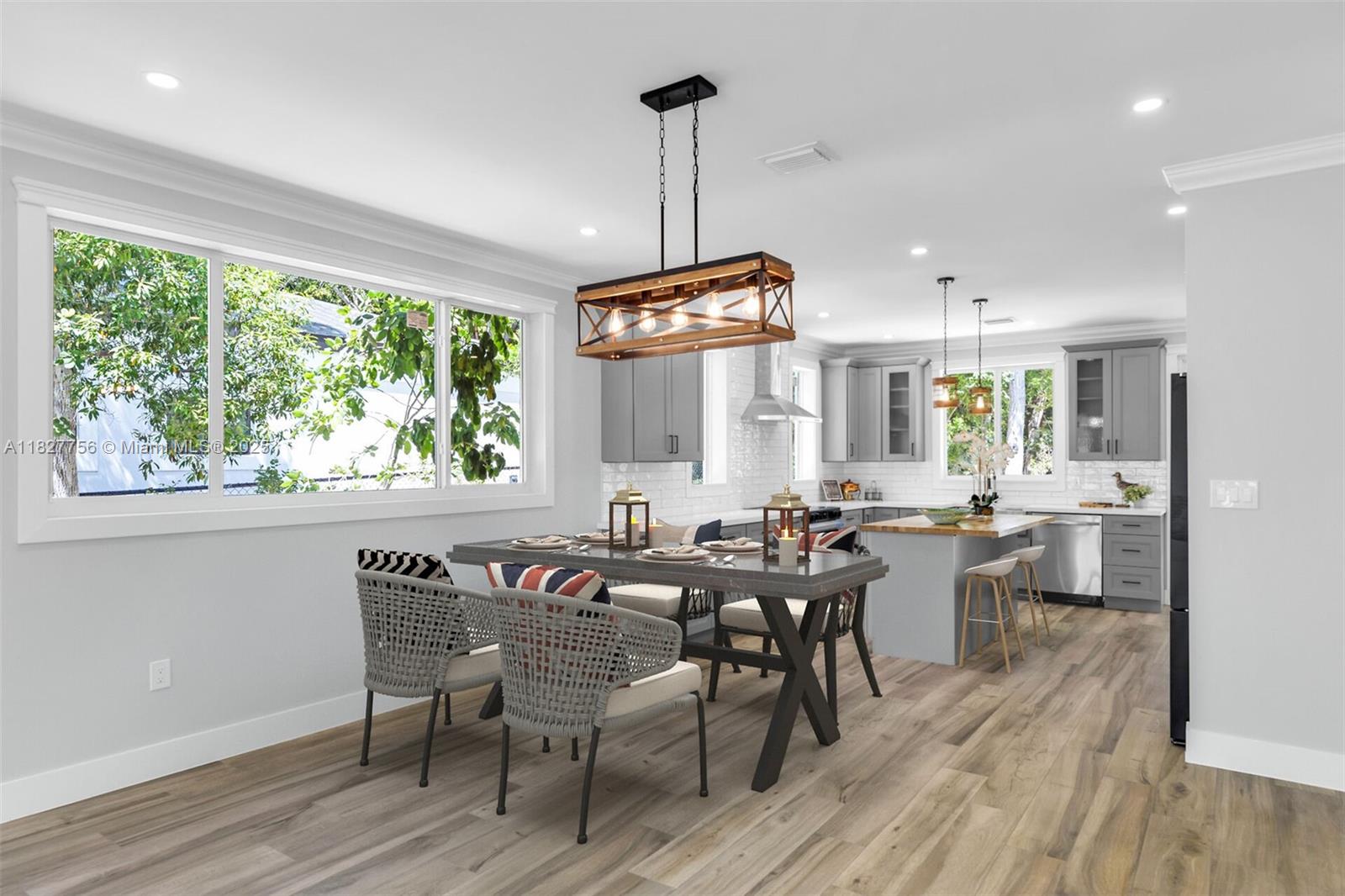 68 Coral Way Property Photo 8