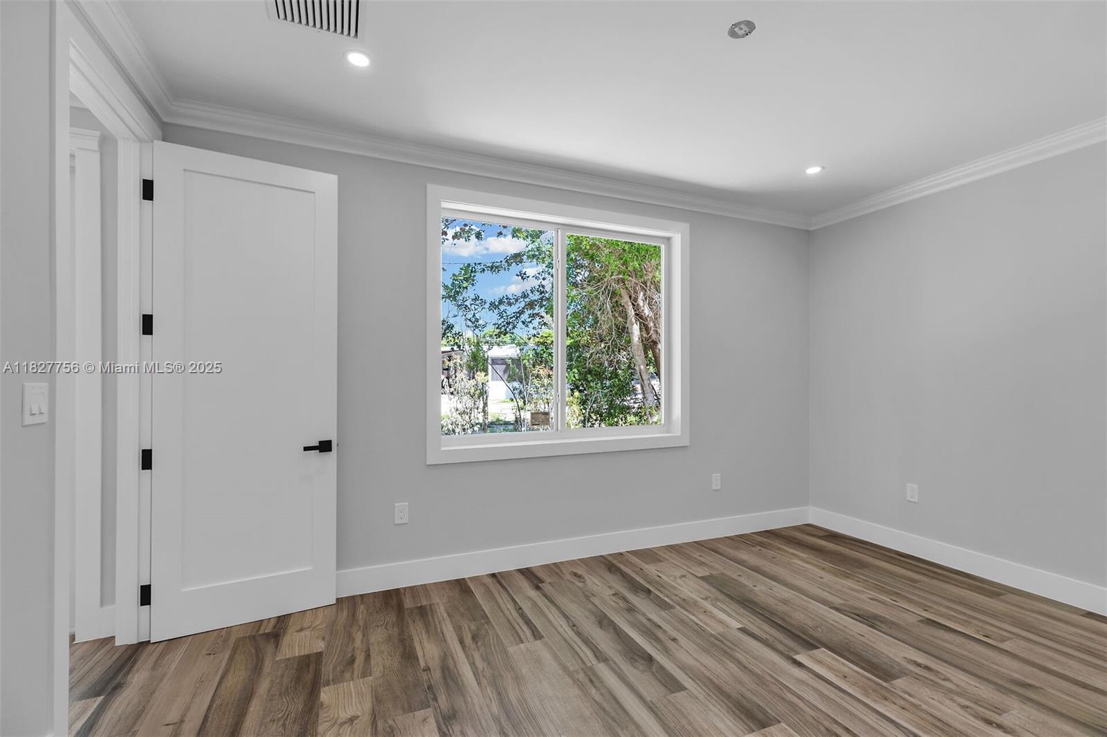 68 Coral Way Property Photo 27