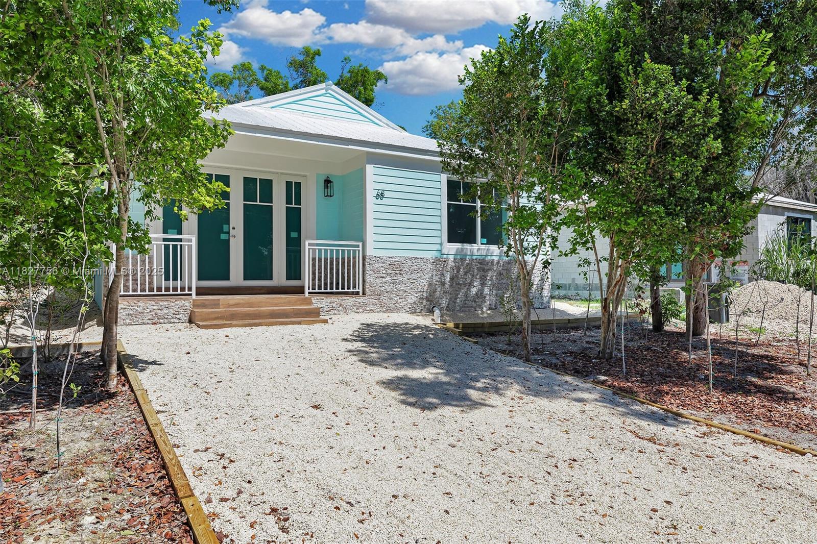 68 Coral Way Property Photo 37