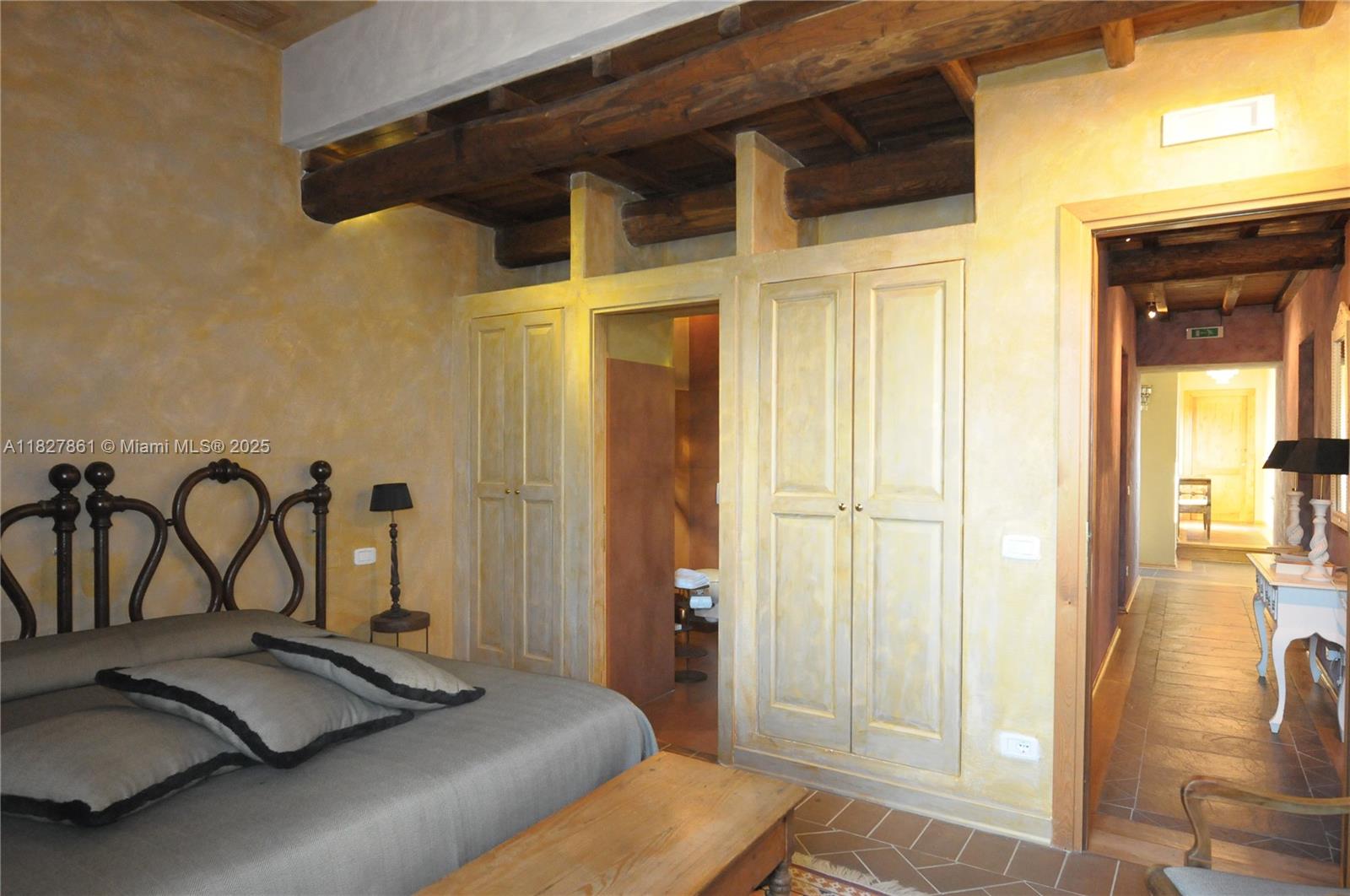 Hotel For Sale Umbria Italy Property Photo 16