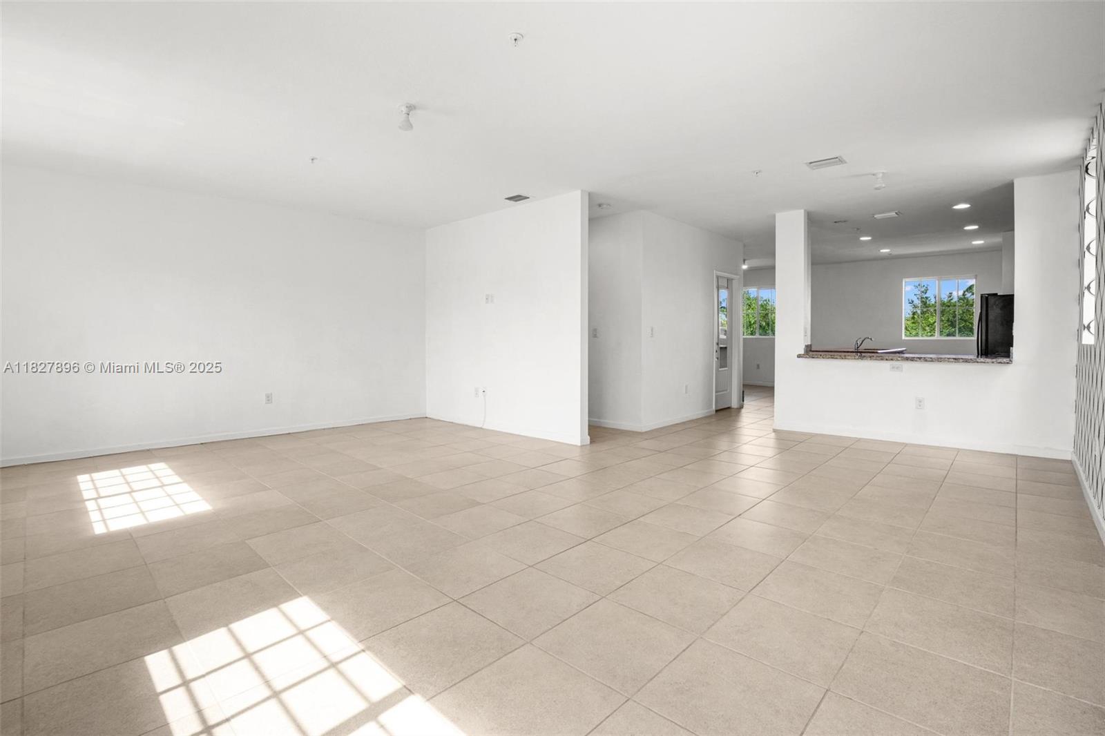 27503 Sw 139th Psge # Property Photo 10
