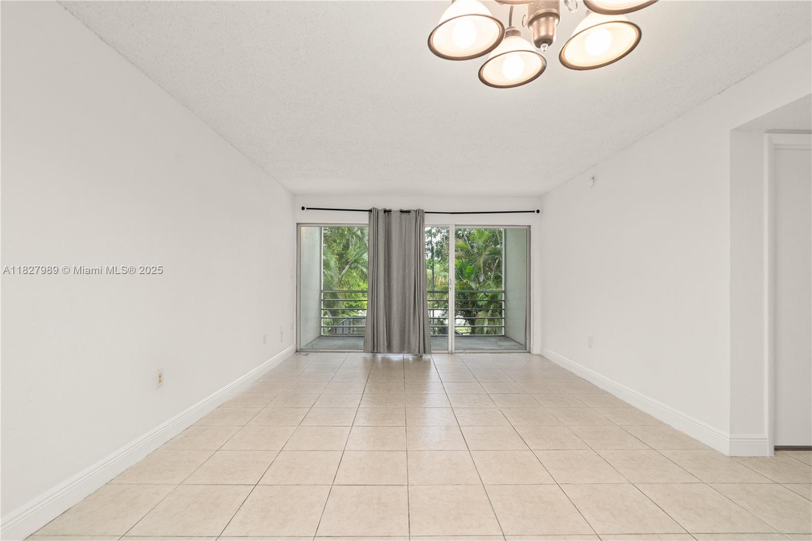 4205 N University Dr 205 Property Photo 1