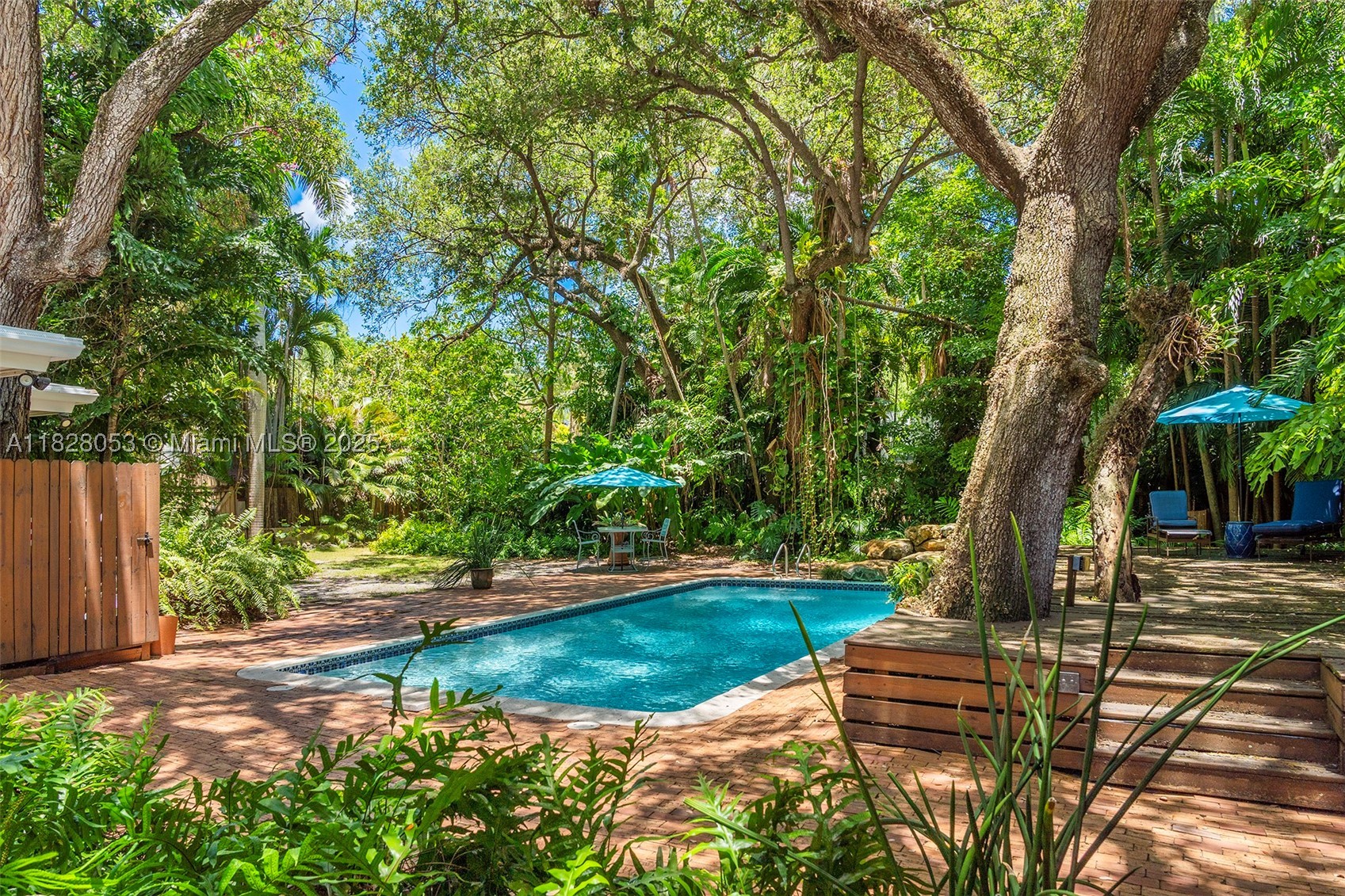 3540 N Moorings Way Property Photo 14