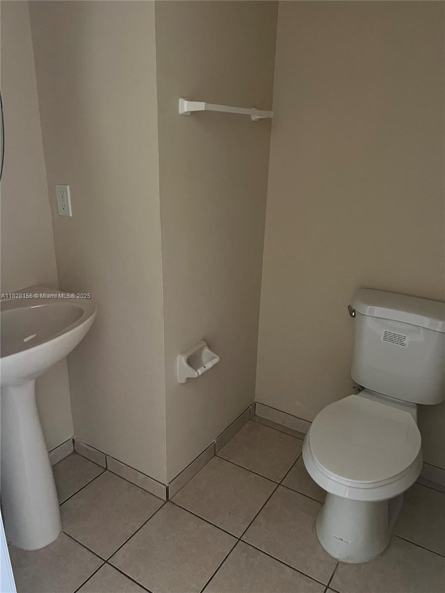 2201 Se 24th Pl 2201 Property Photo 6