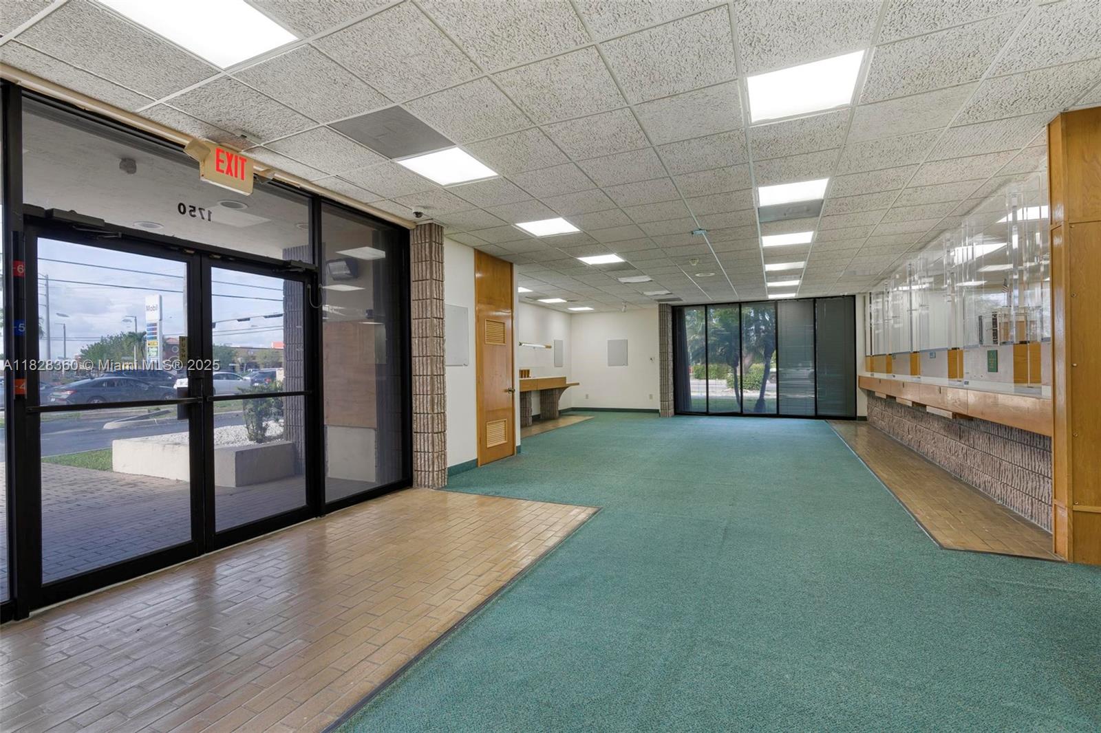 1750 Ne 8th St Property Photo 12