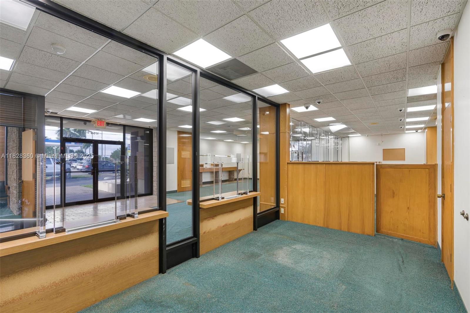 1750 Ne 8th St Property Photo 20