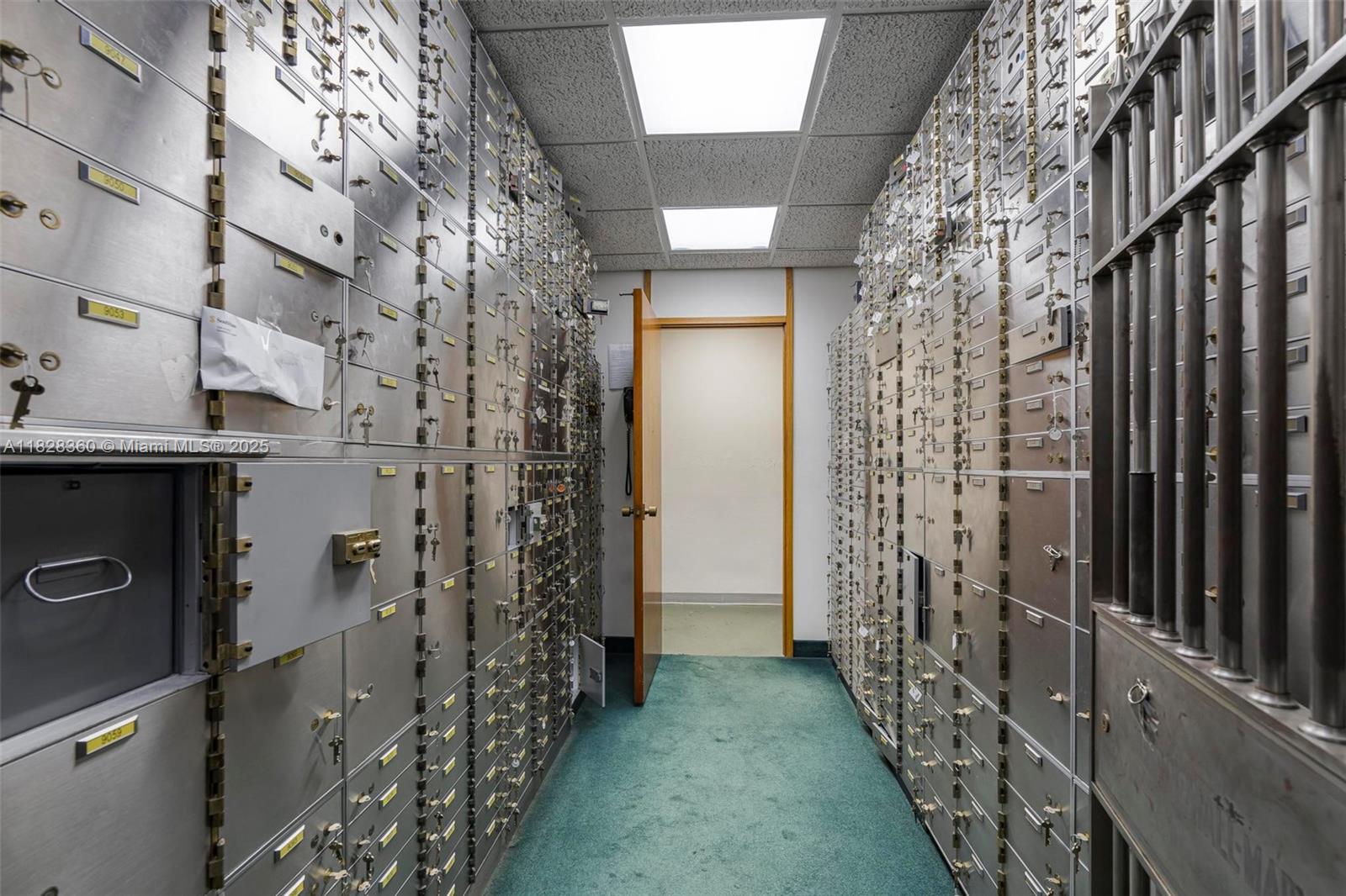 1750 Ne 8th St Property Photo 26