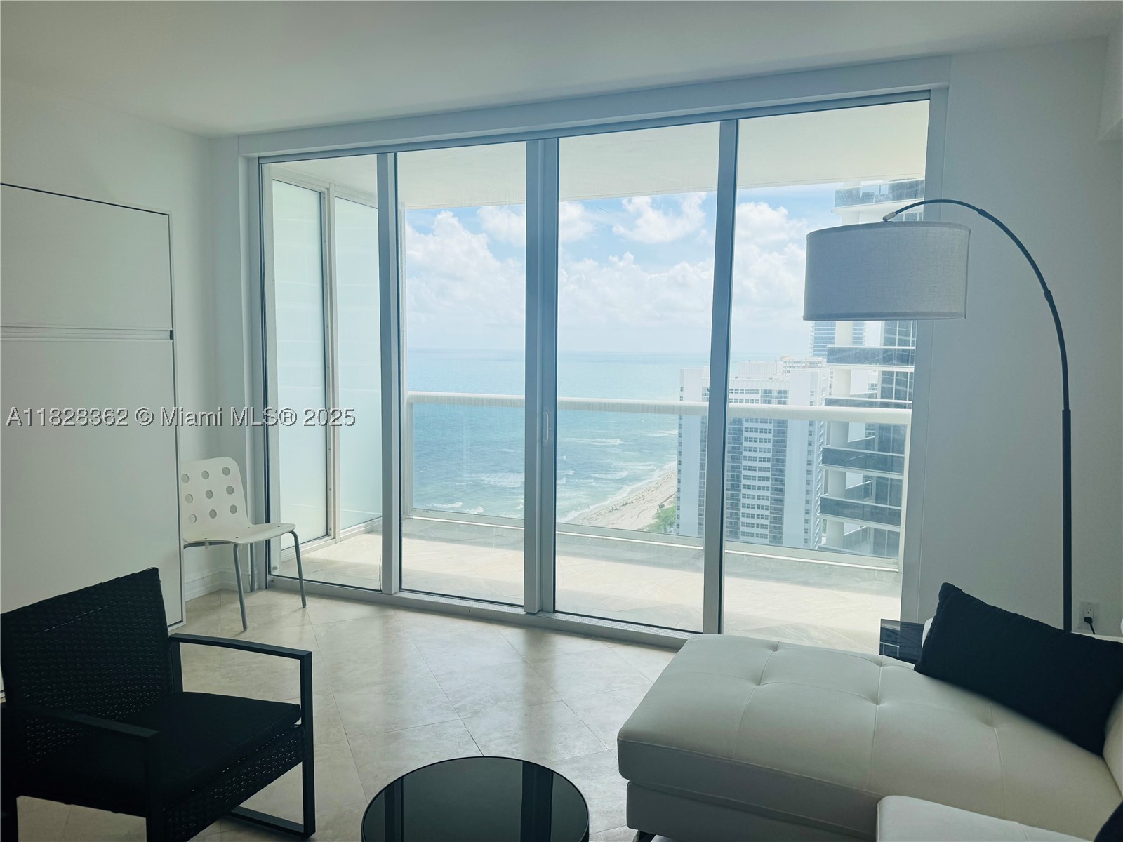 A11828362 Property Photo 2