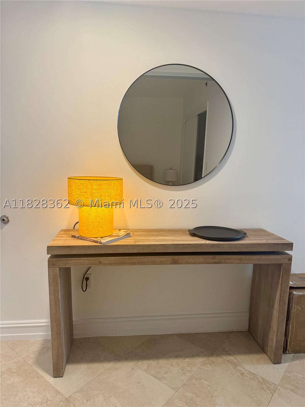 A11828362 Property Photo 3