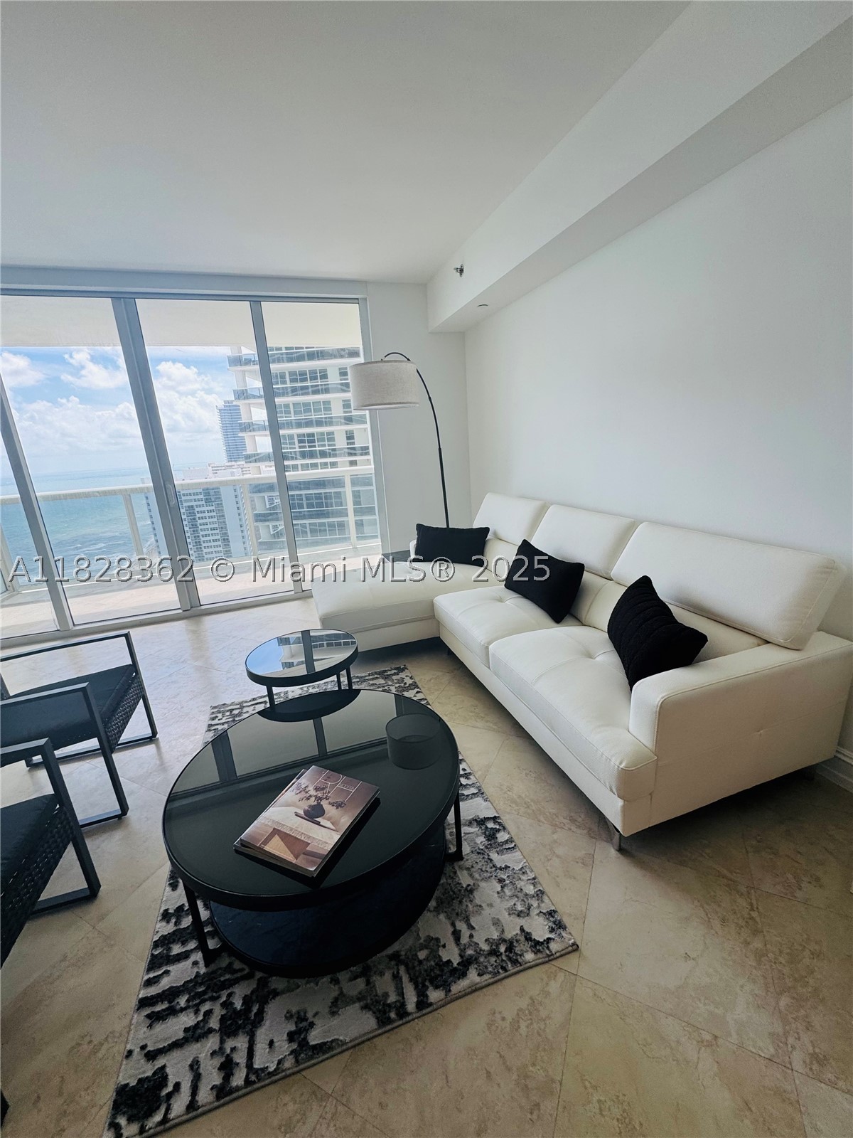 A11828362 Property Photo 19