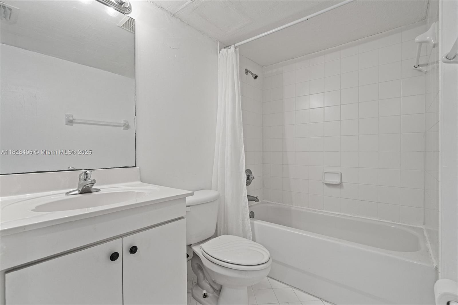 945 Ne 34th Ave 103 Property Photo 25