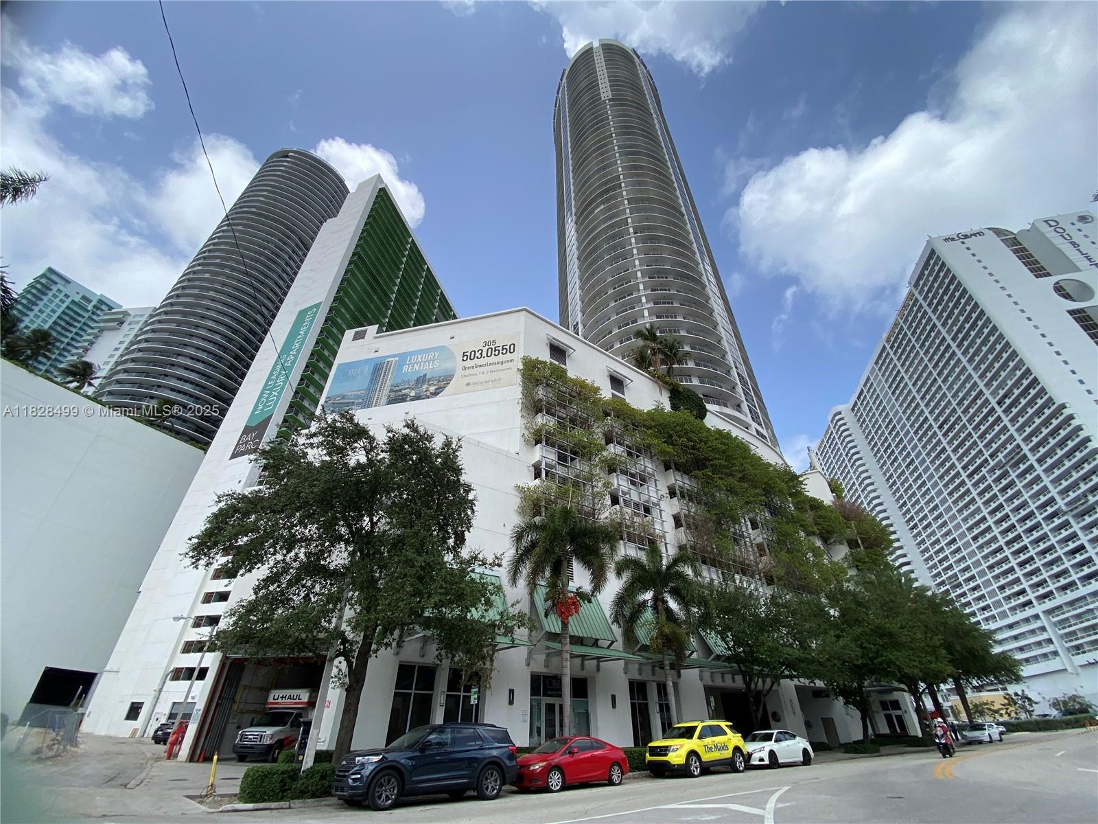 1750 N Bayshore Dr 2707 Property Photo 1