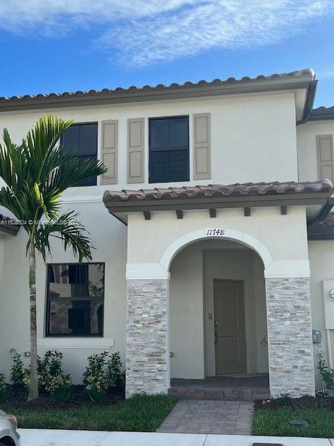 11748 SW 245th Ter 11748
