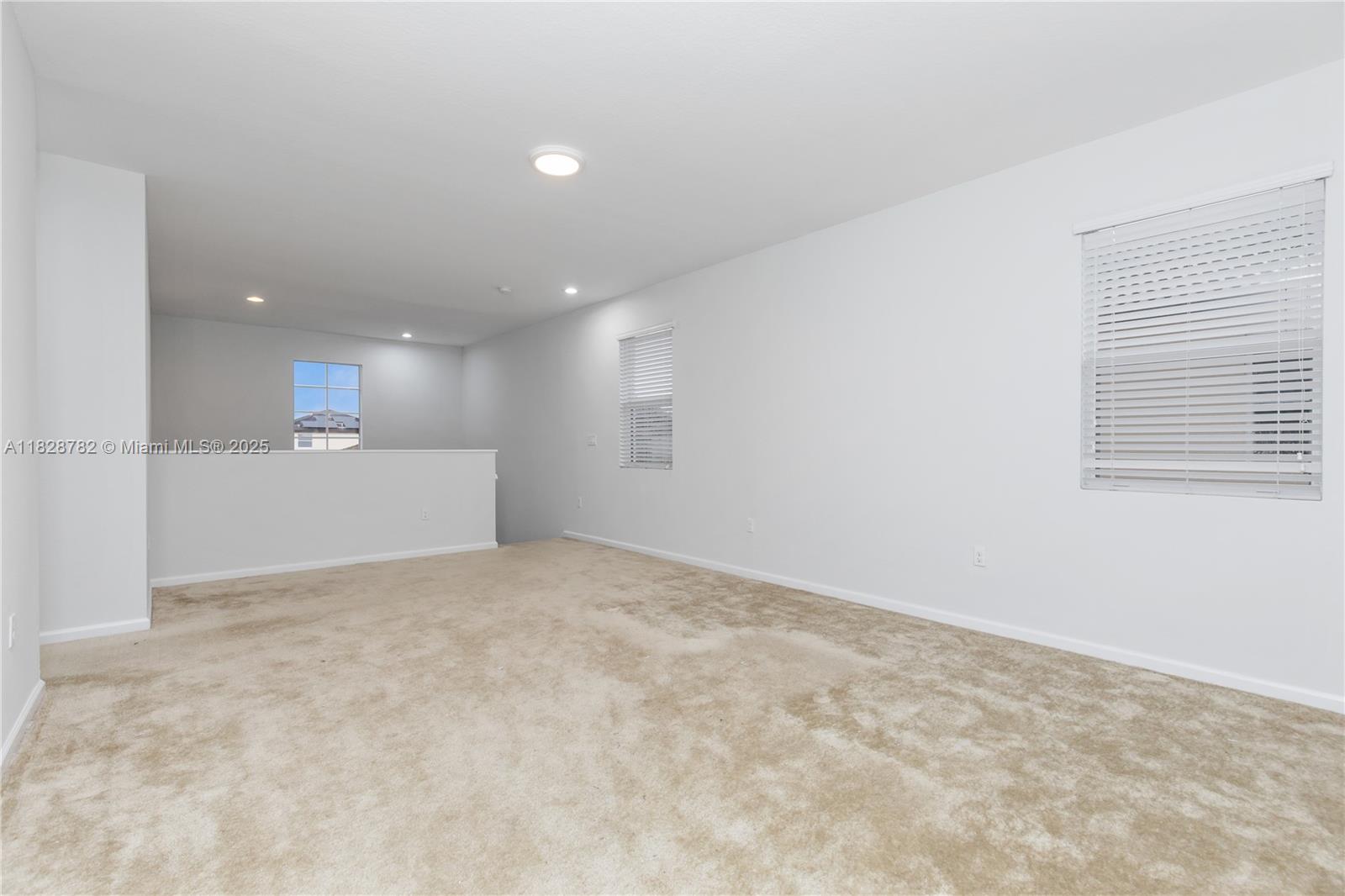 4152 Ne 20th St Property Photo 18
