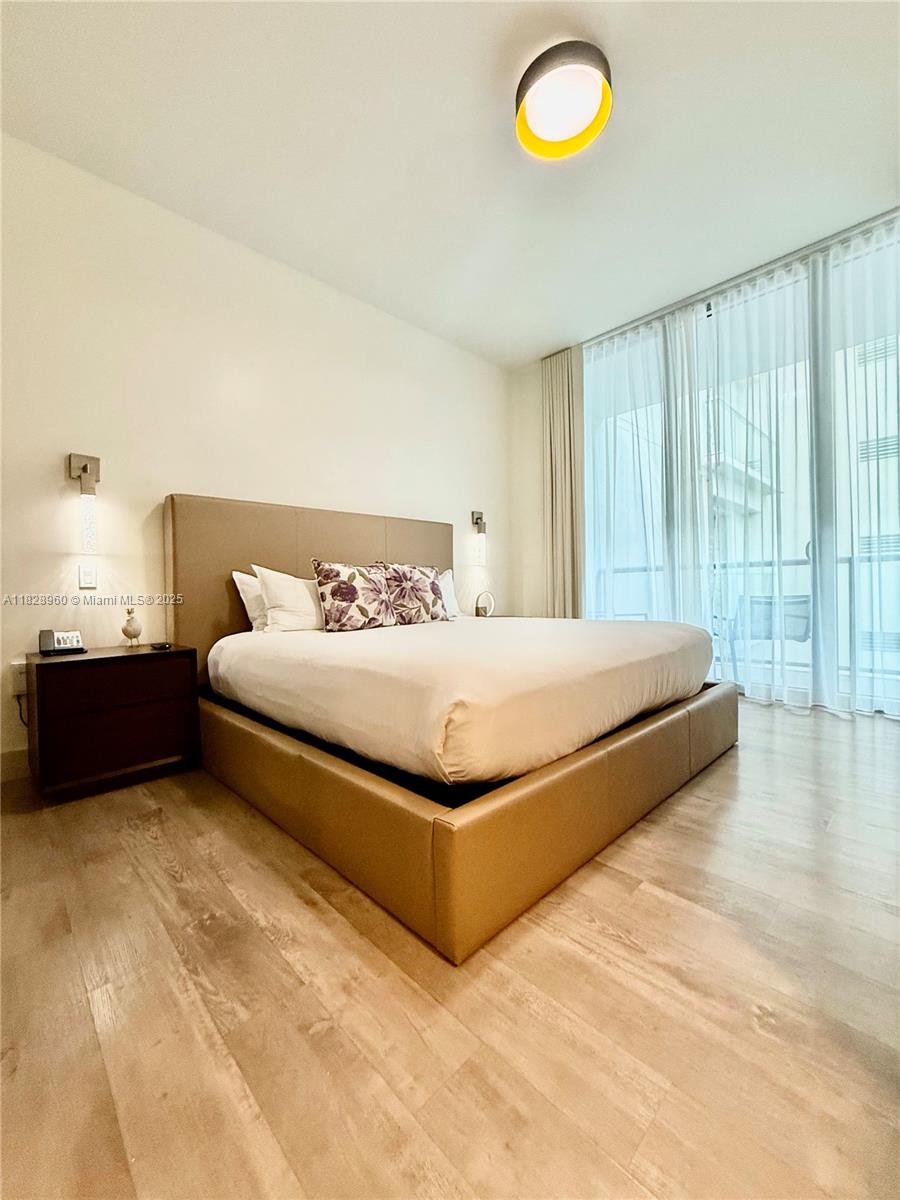 777 N Ocean Dr S418 Property Photo 1