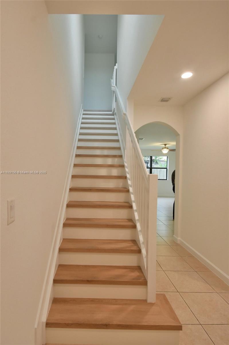 738 Se 37th Pl Property Photo 18