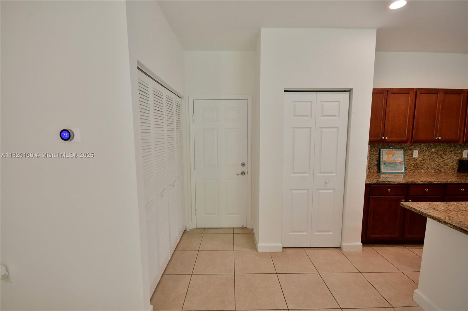 738 Se 37th Pl Property Photo 37