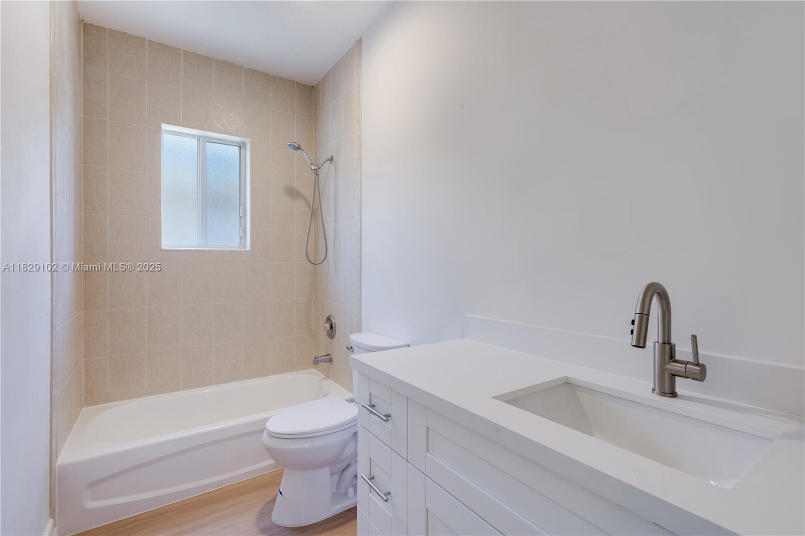 383 Ne 34th Ter 383 Property Photo 19