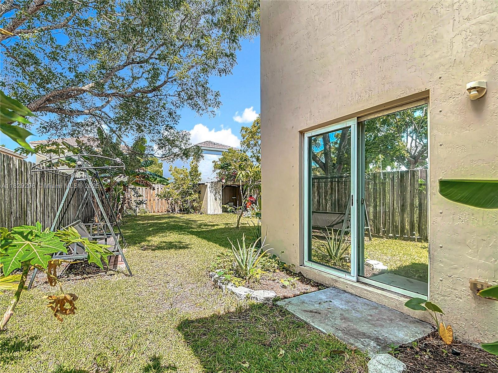 1568 Se 20th Ter Property Photo 45