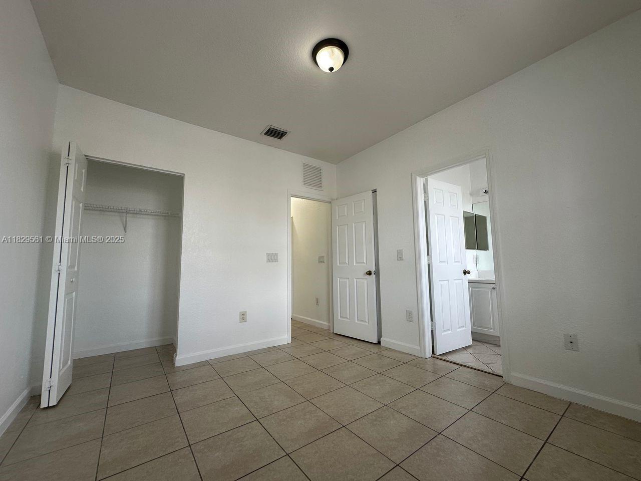 2929 Se 2nd St 4 Property Photo 19