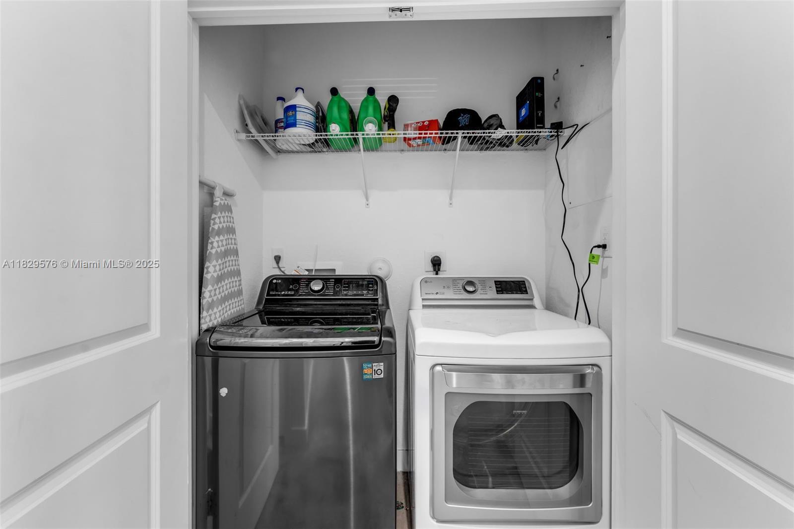 10962 Sw 235 Property Photo 21