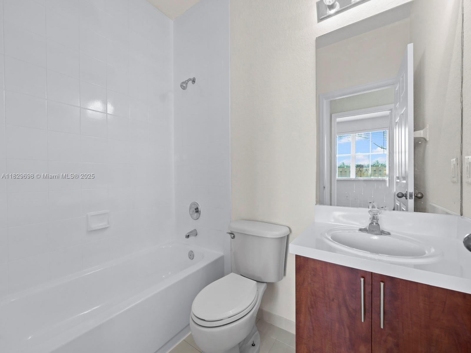 2504 Se 15th Ct Property Photo 13