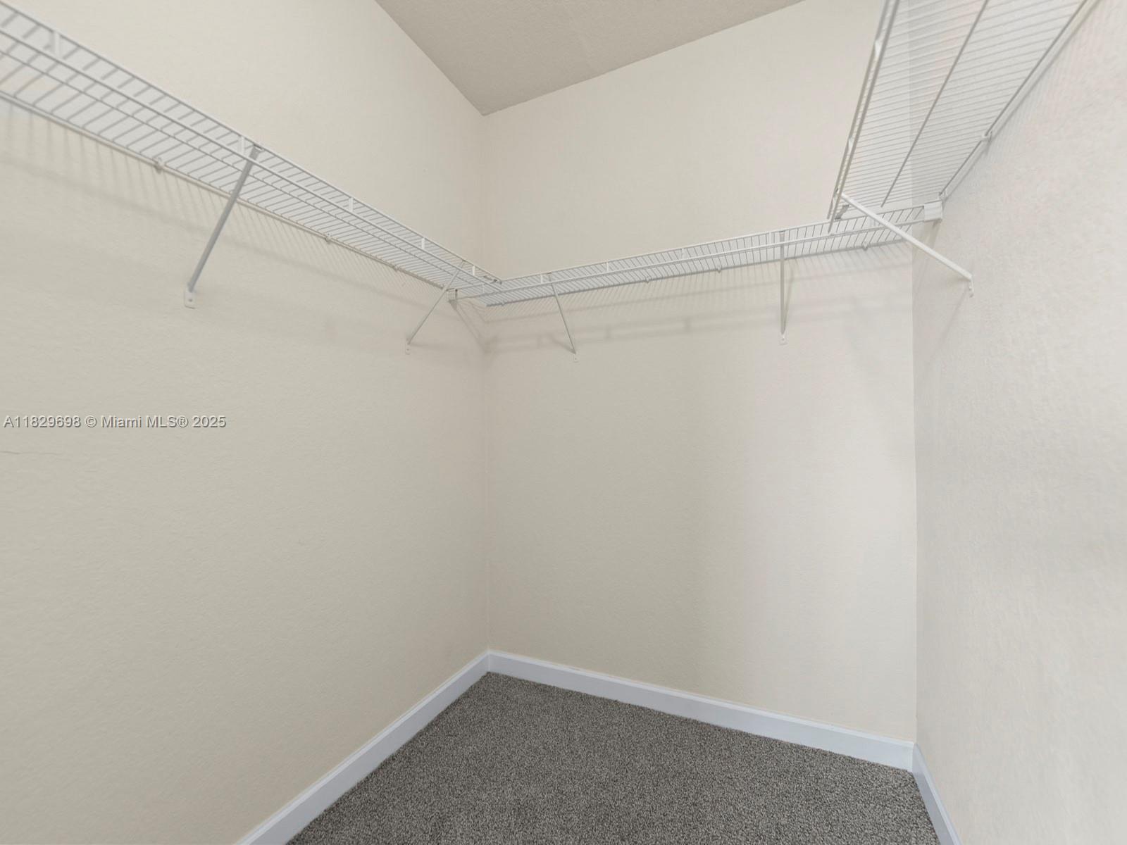 2504 Se 15th Ct Property Photo 27